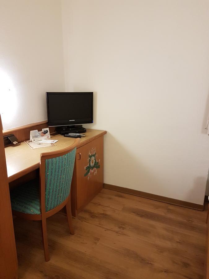 Hotel Lamm Pforzheim Esterno foto